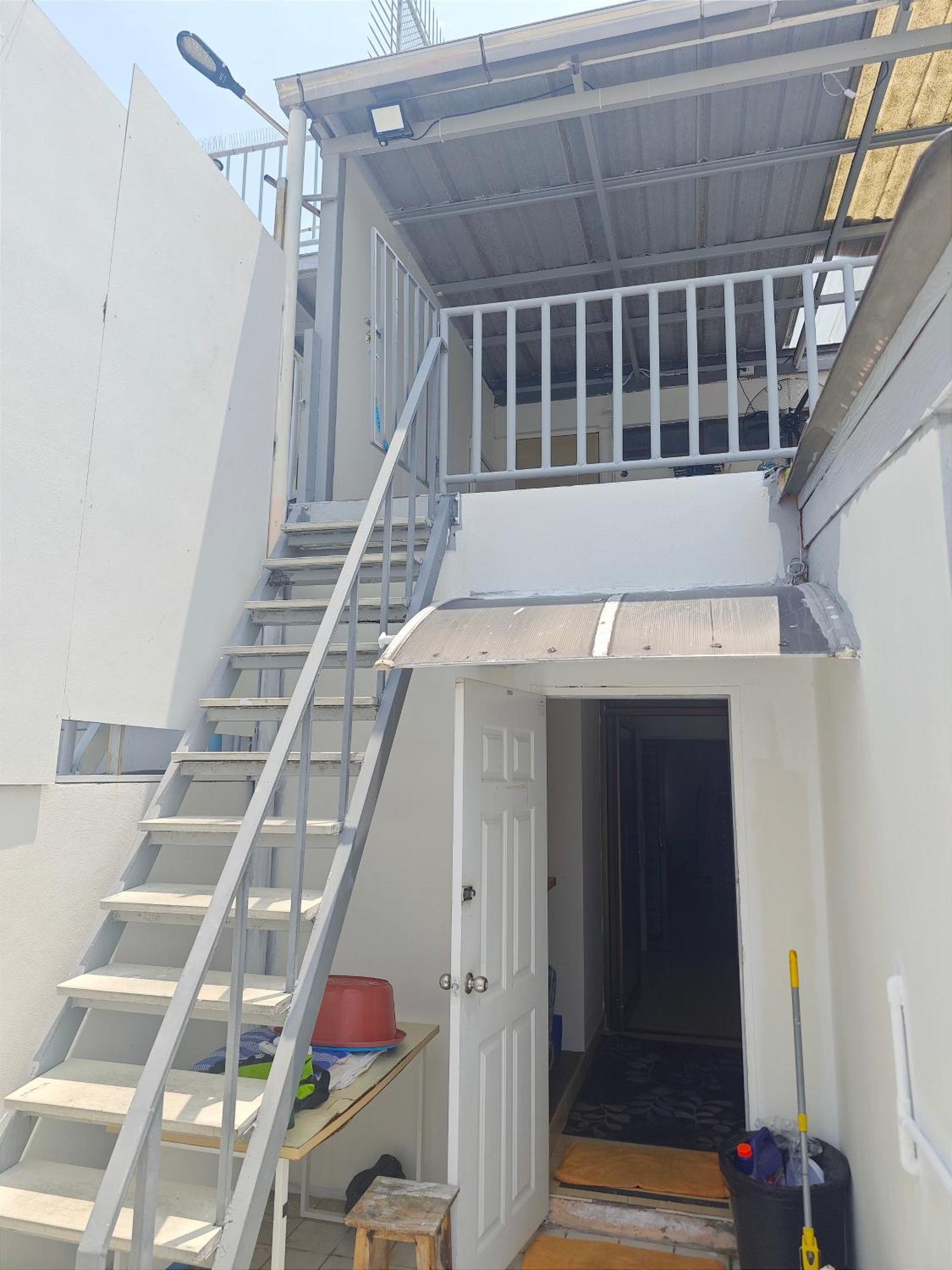Panda Lodge Home Stay Bangkok Ngoại thất bức ảnh