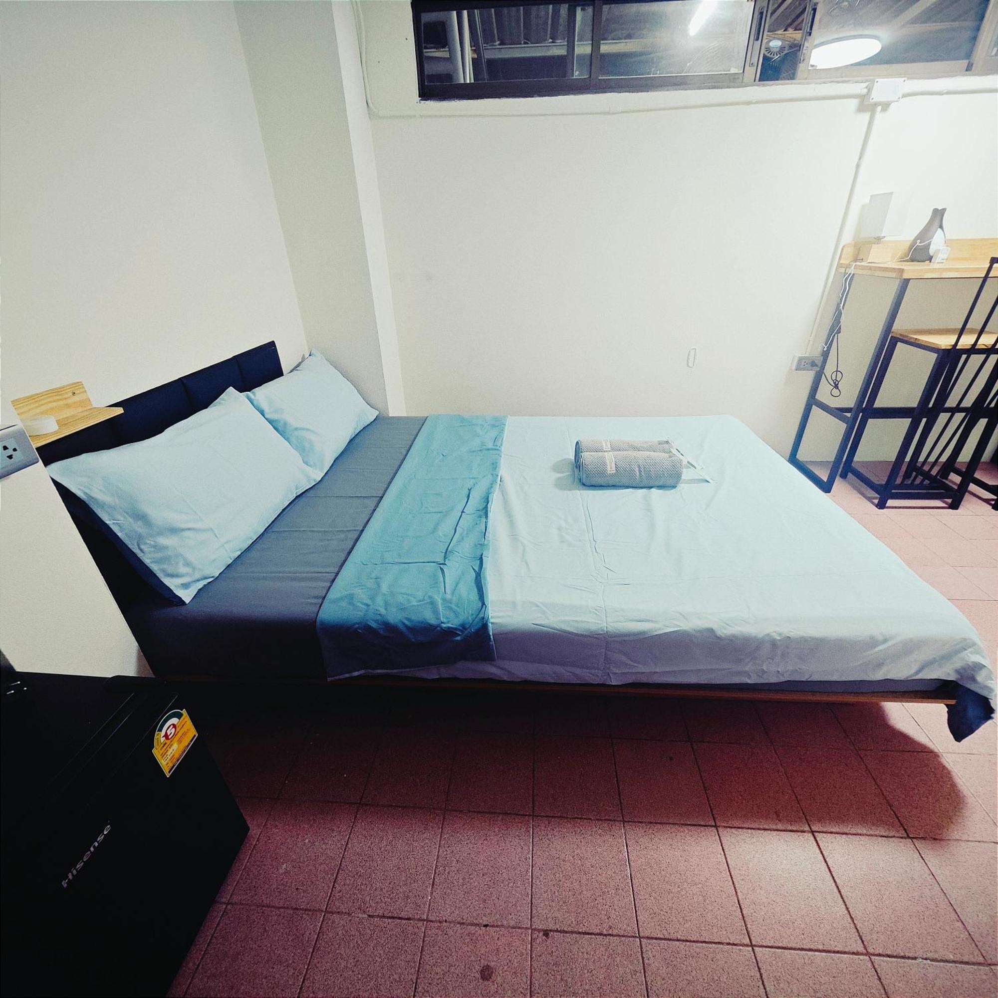 Panda Lodge Home Stay Bangkok Phòng bức ảnh