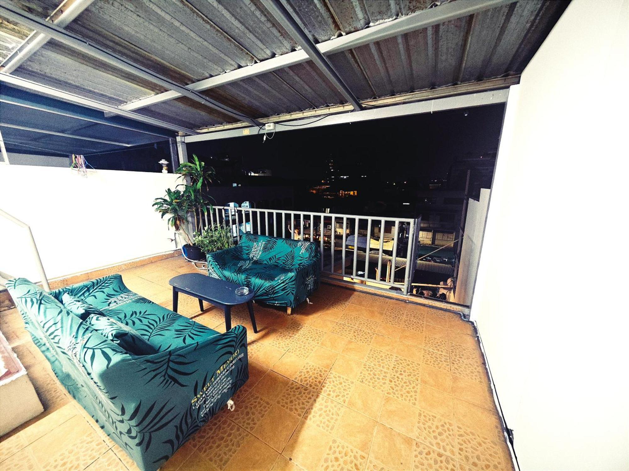 Panda Lodge Home Stay Bangkok Ngoại thất bức ảnh